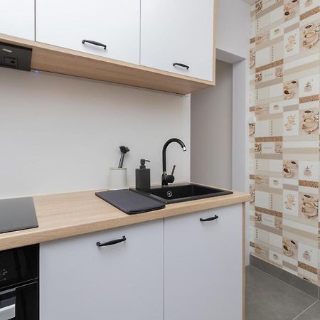 City Center Apartment Gdynia By Noclegi Renters Exterior photo